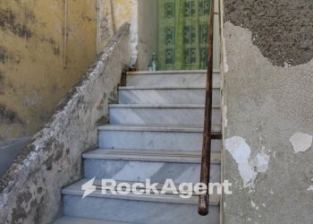 Scala - Trilocale via Principe Umberto, Procida - foto 9