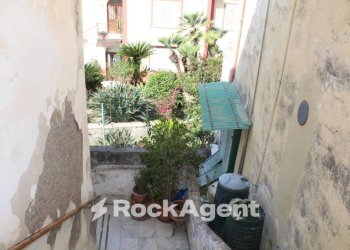Cortile interno - Trilocale via Principe Umberto, Procida - foto 31