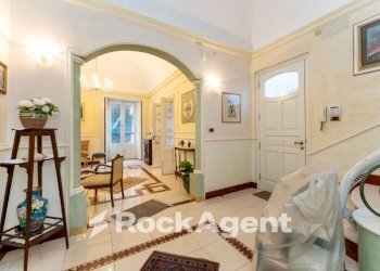 Ingresso - Quadrilocale corso Vittorio Emanuele, 151, Trecastagni - foto 8