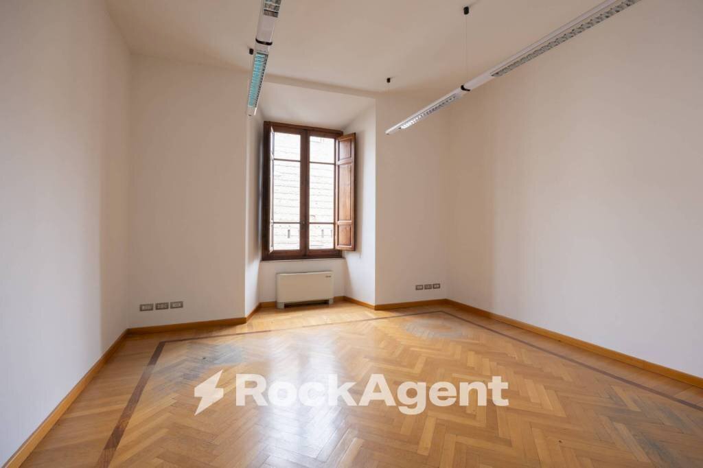 Ufficio - Stabile - Palazzo piazzetta Spirito Santo, Pistoia - foto 1