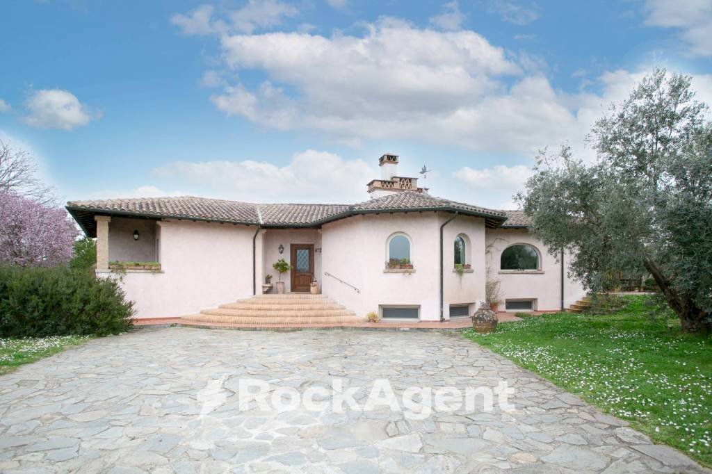 Giardino - Villa via Valle del Muraglione, Canale Monterano - photo 2