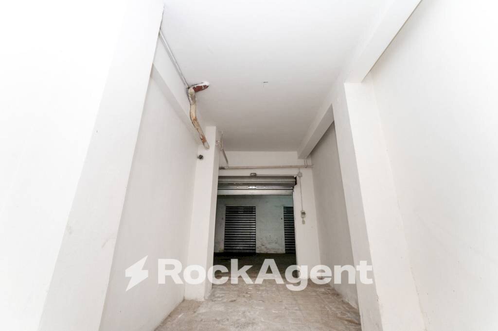 Magazzino - Garage - Autosilos - Parking via Paolo Bentivoglio, 20, Catania - photo 3