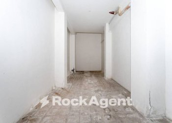 Corridoio - Garage - Autosilos - Parcheggio via Paolo Bentivoglio, 20, Catania - foto 7