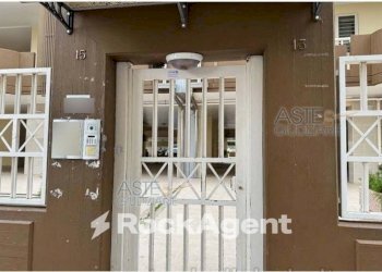 Facciata - Appartamento via Francesco Eugenio Silvestri, 13, Bari - foto 13