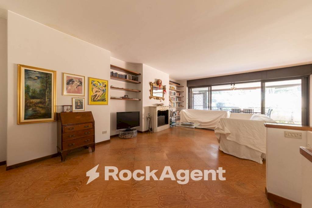 Salone - Villa a Schiera via dei Longobardi, 31, frazione Milano 3, Basiglio - foto 1