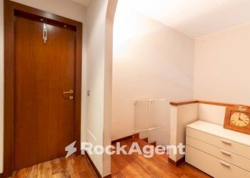 Disimpegno - Villa a Schiera via dei Longobardi, 31, frazione Milano 3, Basiglio - foto 33