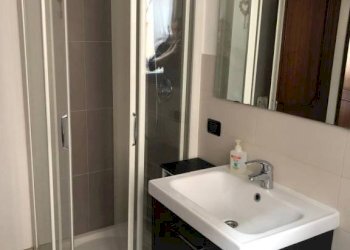 Bagno - Appartamento piazza Martiri del 7 Luglio, Reggio nell'Emilia - foto 7