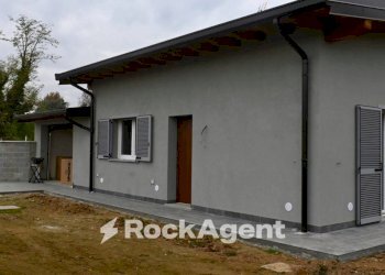 Facciata - Villa via Alagna, Garlasco - photo 26