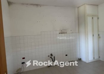 Salone - Capannone via Pedine, Tollo - foto 13