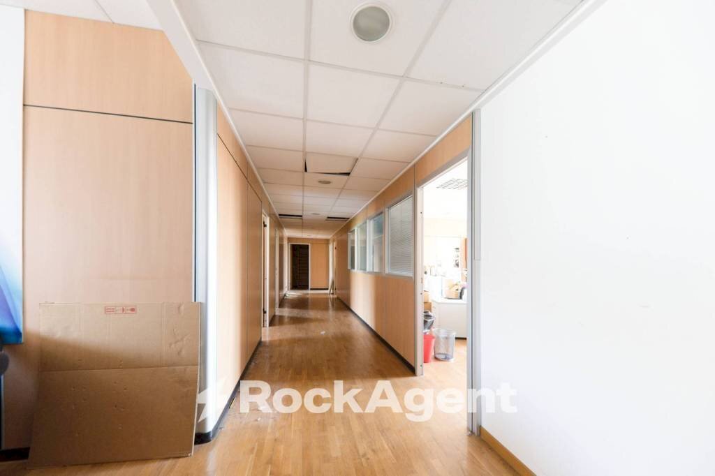 Corridoio - Ufficio via Francesco Rolla, 13, Genova (zona Sampierdarena) - foto 1