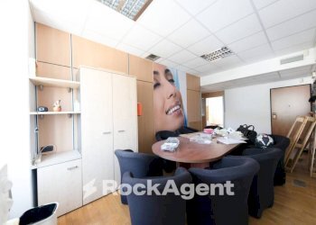 Interno non residenziale - Ufficio via Francesco Rolla, 13, Genova (zona Sampierdarena) - foto 3