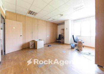 Interno non residenziale - Ufficio via Francesco Rolla, 13, Genova (zona Sampierdarena) - foto 23