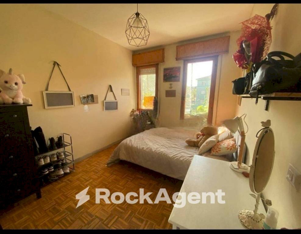 Camera da letto - Appartamento via Malta, Borgo Val di Taro - foto 3