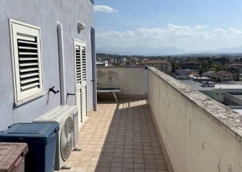 Terrazzo - Bilocale viale Sandro Pertini, 6, San Giovanni Teatino - foto 12