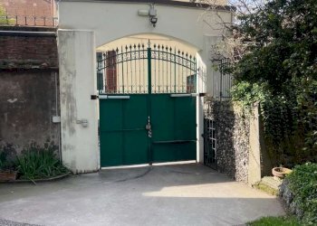 ingresso - Parking space strada Maggiore, Bologna (neighborhood Centro Storico) - photo 4