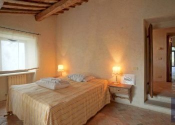 Camera da letto - Villa Località Riozzo, Umbertide - photo 33