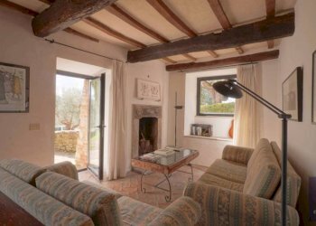 Salone - Villa Località Riozzo, Umbertide - photo 43