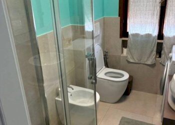 Bagno - Appartamento via Empoli, Massa - foto 10