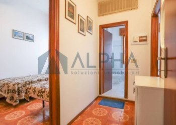 Corridoio - Three-room apartment via Puglie, Cervia - photo 9
