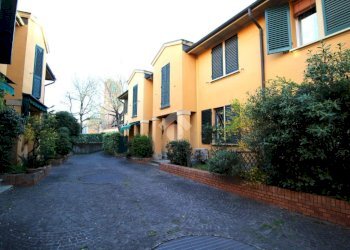 Terraced Villa Via Pietro de Coubertin, Bologna (neighborhood Costa Saragozza) - photo 3