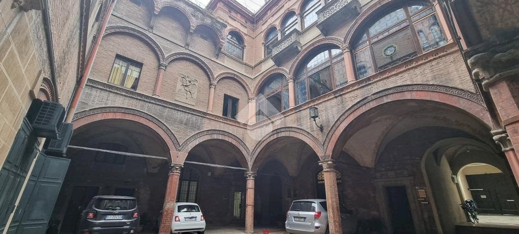 Office via garibaldi, Bologna (neighborhood Centro Storico) - photo 3