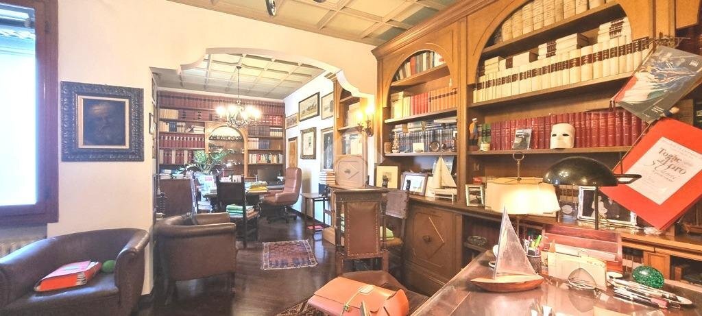 Office via garibaldi, Bologna (neighborhood Centro Storico) - photo 2