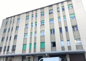 Two-room apartment Via A. Gramsci, Novate Milanese - photo 17