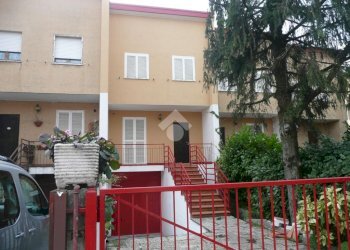 Terraced Villa Via Ruggero da Pessano, Pessano con Bornago - photo 2