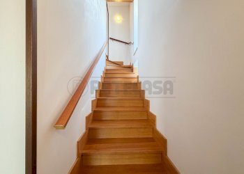 vano scala - Porzione di casa Via Molini, Creazzo - foto 14