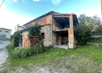 CAPANNA DA RISTRUTTURARE (3).jpeg - Rustico Lucca - foto 3