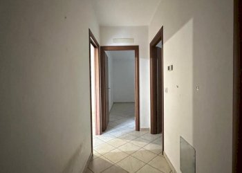 WhatsApp Image 2026-03-27 at 11.45.15 (11).jpeg - Four-room apartment Via Olmo, Castel di Lama - photo 16