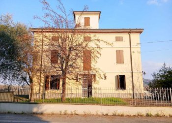 WhatsApp Image 2026-03-24 at 14.47.13.jpeg - Villa Via Modenese 1205, Vignola - foto 6