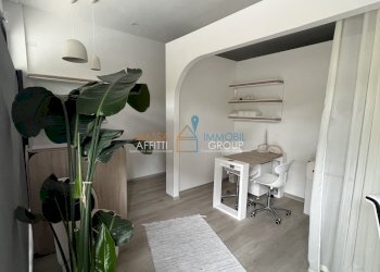 IMG_5857.jpeg - Locale Commerciale Viale Roma 203, Massa - foto 1