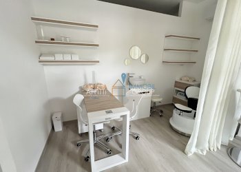 IMG_5859.jpeg - Locale Commerciale Viale Roma 203, Massa - foto 2