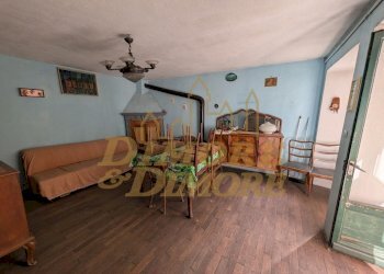 sala casa piccola.jpg - Independent house Anzola d'Ossola - photo 6