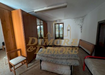 Camera letto casa grande.jpg - Independent house Anzola d'Ossola - photo 16