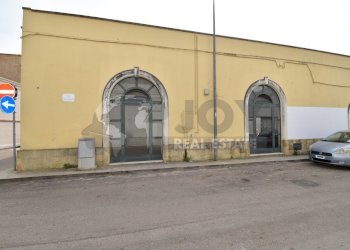 9.JPG - Locale Commerciale Via Piave 3, Copertino - foto 9