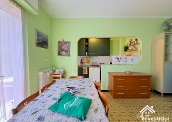 SOGGIORNO - Bilocale Via Eugenio Montale 21, Pietra Ligure - foto 8