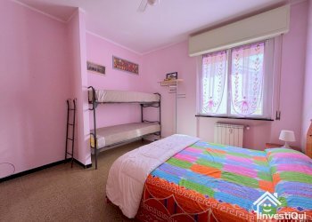 CAMERA DA LETTO - Bilocale Via Eugenio Montale 21, Pietra Ligure - foto 20