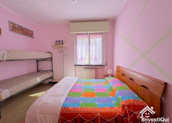 CAMERA DA LETTO - Bilocale Via Eugenio Montale 21, Pietra Ligure - foto 24