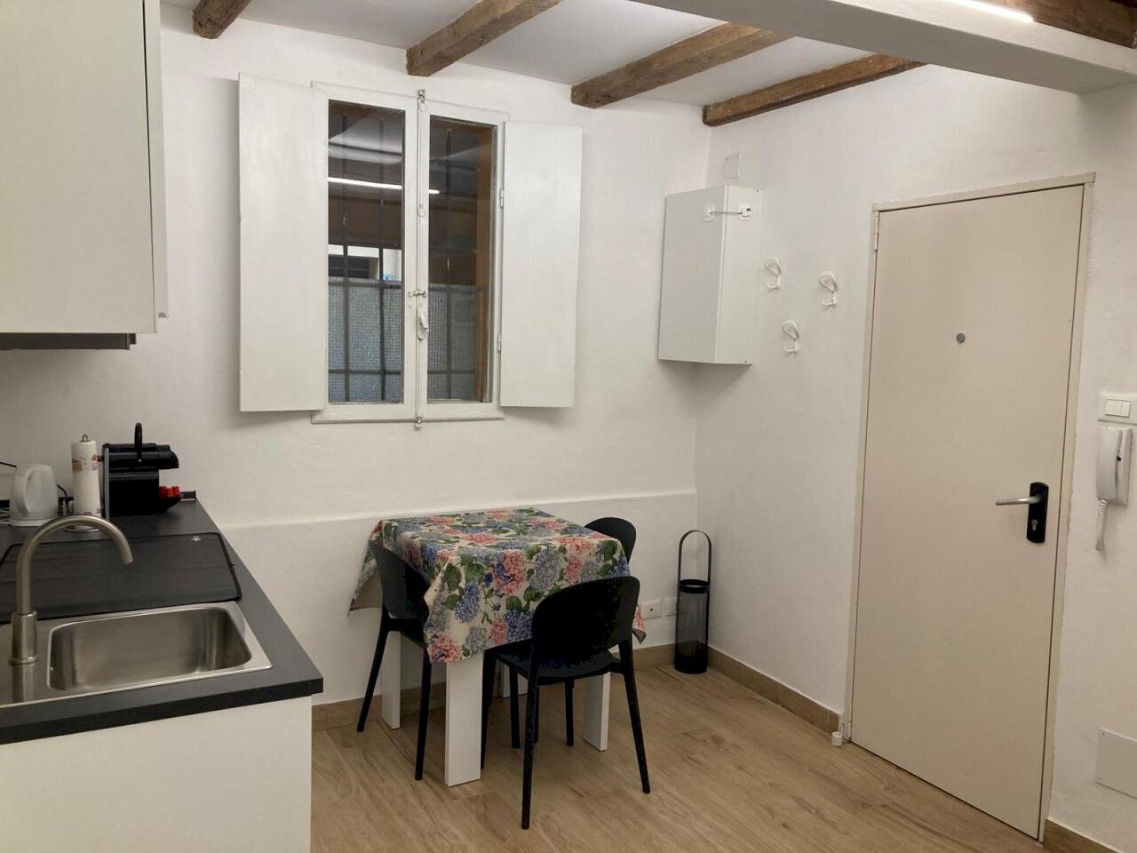 CUCINA - Bilocale Via degli Angeli, Bologna (zona Centro Storico) - foto 3