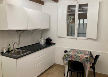 CUCINA - Bilocale Via degli Angeli, Bologna (zona Centro Storico) - foto 4