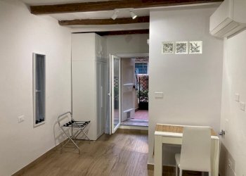 CAMERA DA LETTO - Bilocale Via degli Angeli, Bologna (zona Centro Storico) - foto 18