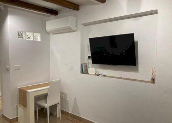 CAMERA DA LETTO - Bilocale Via degli Angeli, Bologna (zona Centro Storico) - foto 19