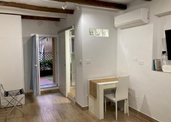 CAMERA DA LETTO - Bilocale Via degli Angeli, Bologna (zona Centro Storico) - foto 21