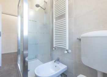BAGNO - Two-room apartment Bologna (neighborhood Murri) - photo 13