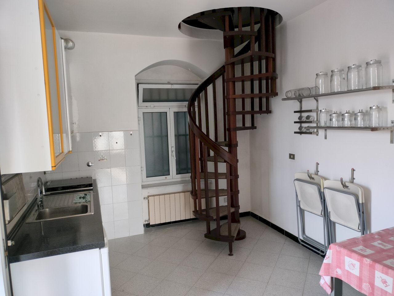 IMG20260320093701.jpg - Trilocale Via Rocca dei Corvi, Genova (zona Rivarolo) - foto 3