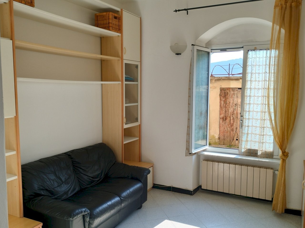 IMG20260320093214.jpg - Trilocale Via Rocca dei Corvi, Genova (zona Rivarolo) - foto 2