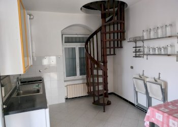 IMG20260320093701.jpg - Trilocale Via Rocca dei Corvi, Genova (zona Rivarolo) - foto 3