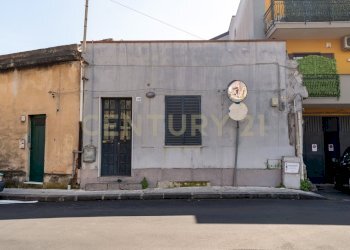Via Roma 119 Mascalucia (2).jpg - Casa indipendente Via Roma 119, Mascalucia - foto 1